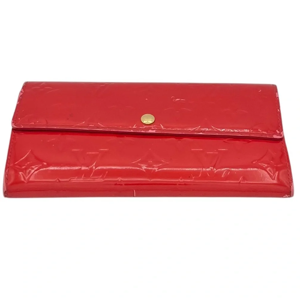 Pre-loved Louis Vuitton Red Vernis Sarah Wallet